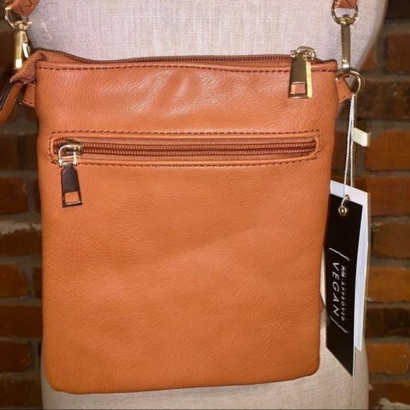 Isabelle Brown Vegan Leather Crossbody Bag - Picture 4 of 5